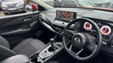 Nissan Qashqai 1.3 DiG-T MH N-Connecta 5dr Petrol Hatchback